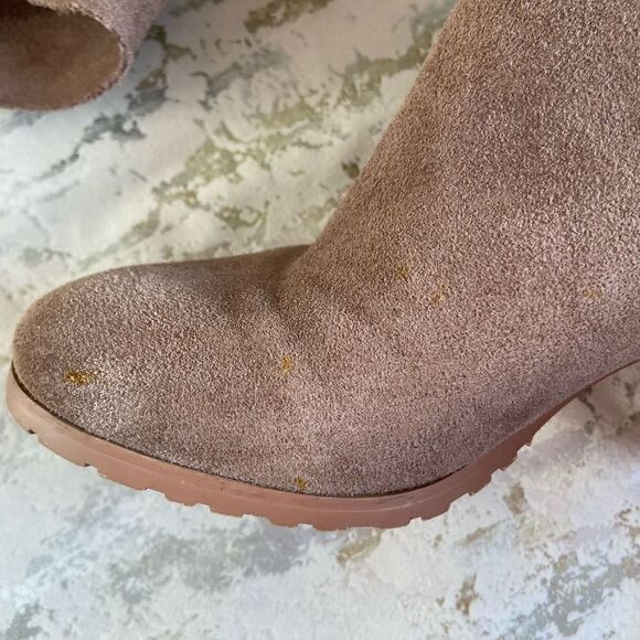 Crown Vintage Suede Darcie Heeled Ankle Boots - Picture 5 of 16